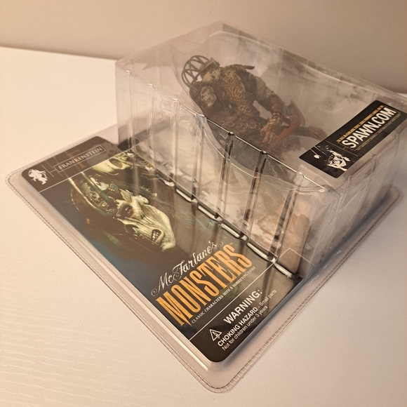 Spawn McFarlane Toys Monsters Series 1 Frankenstein Action Figure 2002 - Picture 4 of 6